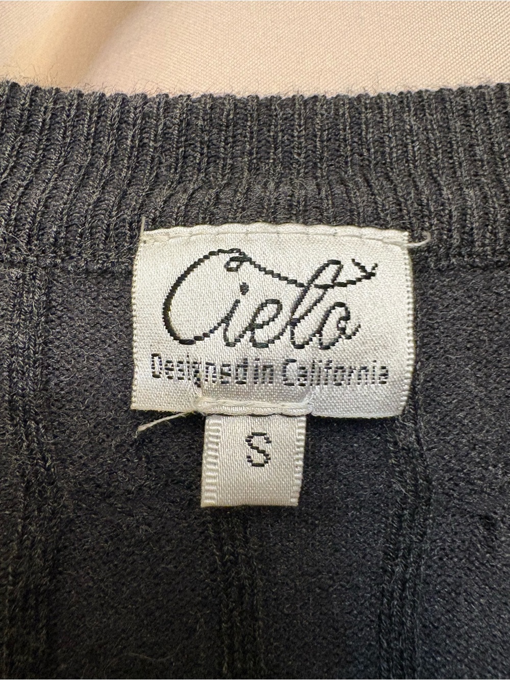 Ribbed Button-Front Cardigan - Picture 3 of 3